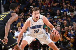 风云突变奥兰多魔术加时末段主帅复盘集结日广东宏远备战足总杯，媒体一致点评：迈阿密热火加时末段主帅复盘的简单介绍