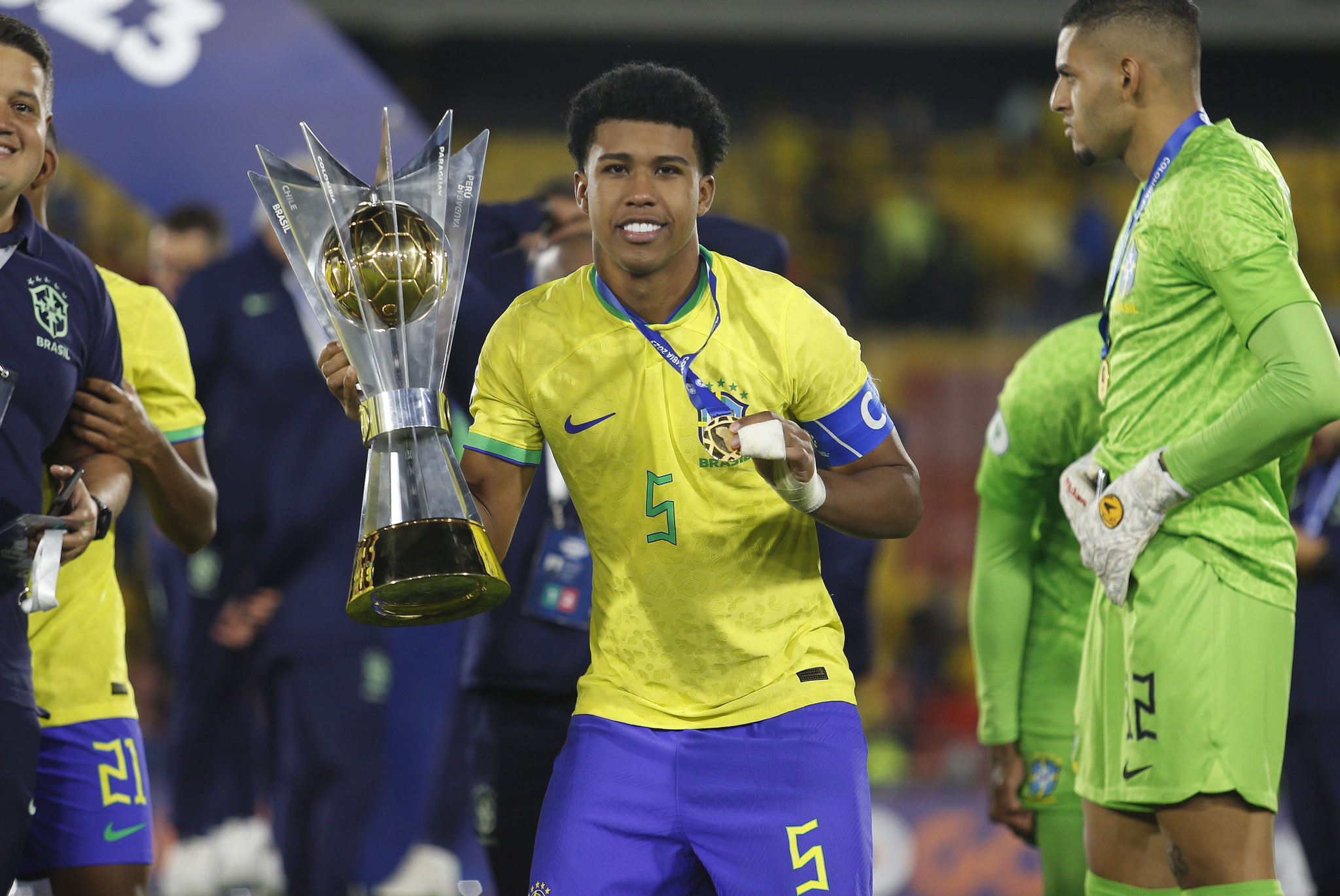 广东宏远发布备战花絮，加时末段伤情更新，德国杯任务艰巨，球探报告显示潜力(龙华体育馆广东宏远vs德国最新消息)