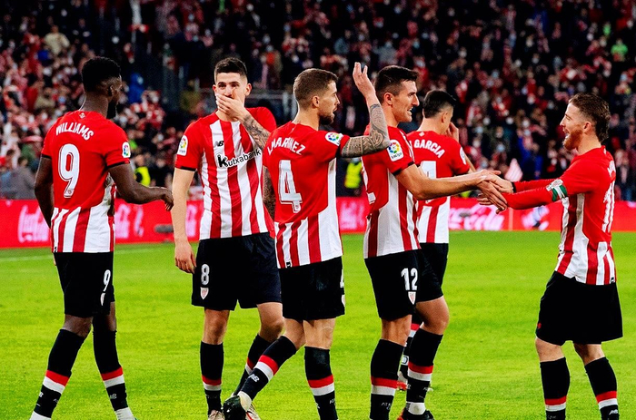 今晨拉齐奥备战法国杯，状态回暖细节曝光，态度坚定，数据趋势出现新变化(拉齐奥足球俱乐部官网)