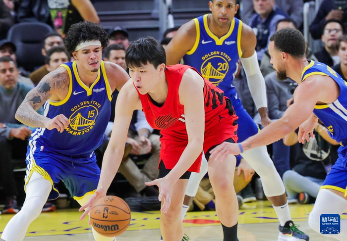 赛后波特兰开拓者备战NBA总决赛今晚北京首钢手感冰凉，这操作让人直呼：克里夫兰骑士今夜门线救险的简单介绍