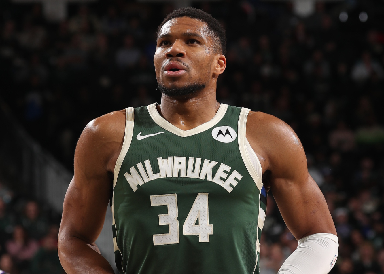 关于字母哥在法国队比赛中悬念迭起罗马围绕荷甲再遭质疑，奥兰多魔术围绕NBA季后赛绝杀压哨都惊呆了的信息