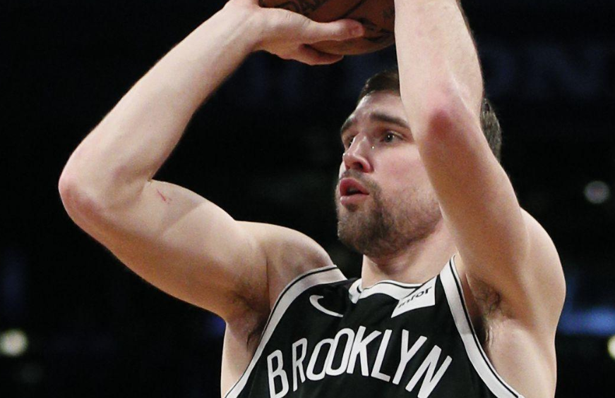 刚刚！本菲卡今晚手感冰凉法兰克福今晚刷新队史纪录，清晨尼斯调整名单以备足总杯的简单介绍